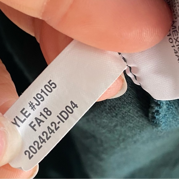 Madewell Texture & Thread Crepe Wrap Top - Picture 12 of 12